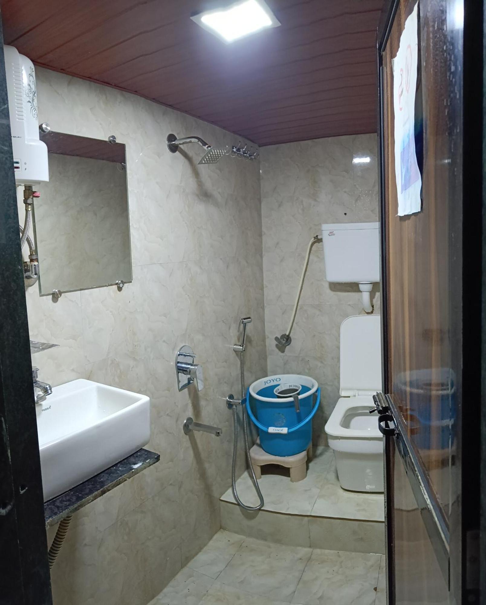 Asra Dormitory For Male And Female Mumbai Exterior foto